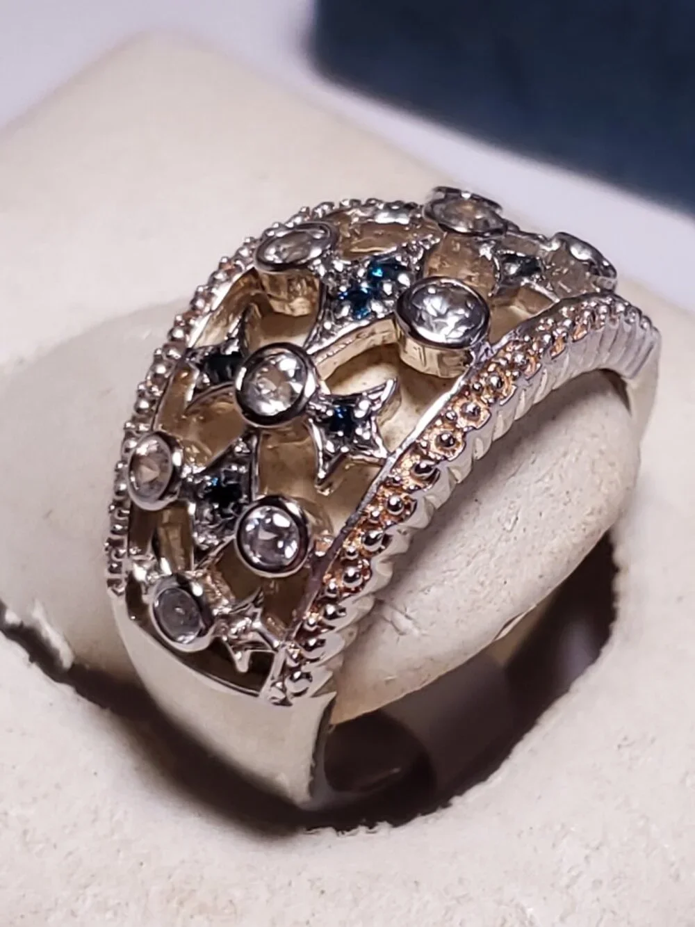 Estate .76ctw Natural Blue Diam & Sapphire open Bezel Sterling 925Band Ring24423